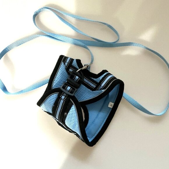 CAT HARNESS AND LEASH SET ADJUSTABLE BLUE MEDIUM - Picture 8 of 13